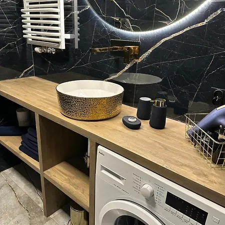 Apartament Eak Apartments-doki