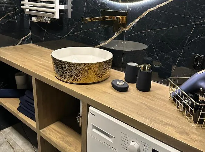 Apartament Eak Apartments-doki