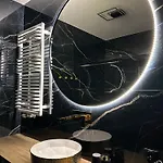 Eak Apartments-doki *